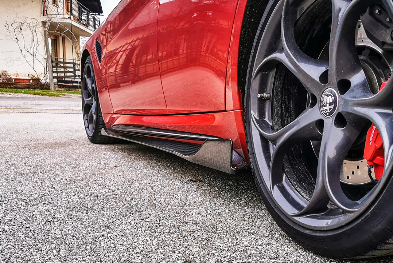 CF-Alfa-Romeo-Giulia-QV-Shark-Fin-Side-Skirts-SKU-ARGL-65