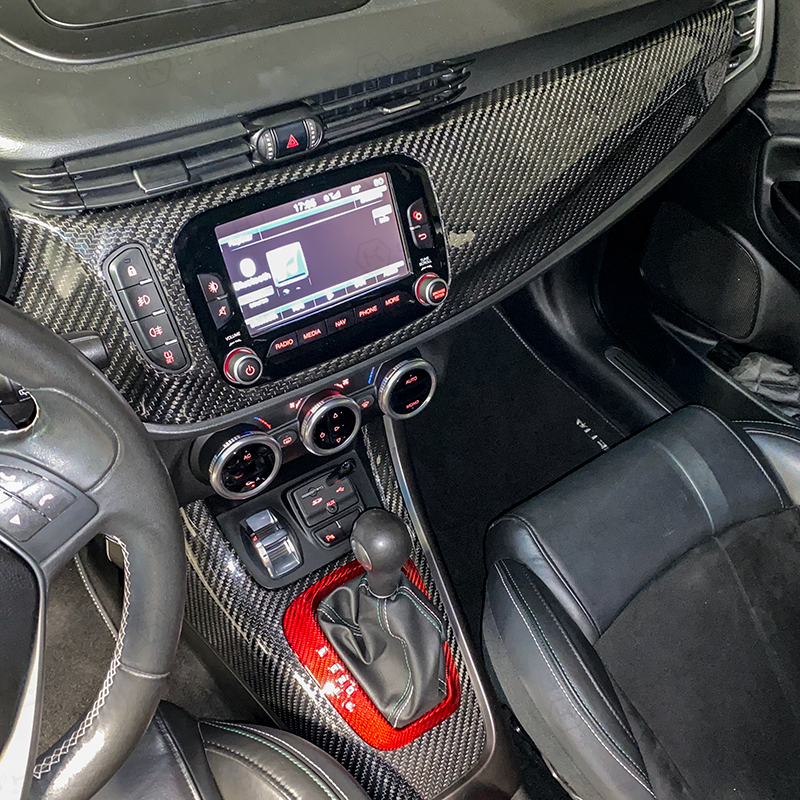 Alfa Romeo Giulietta MY 2014 New Dashboard Cover