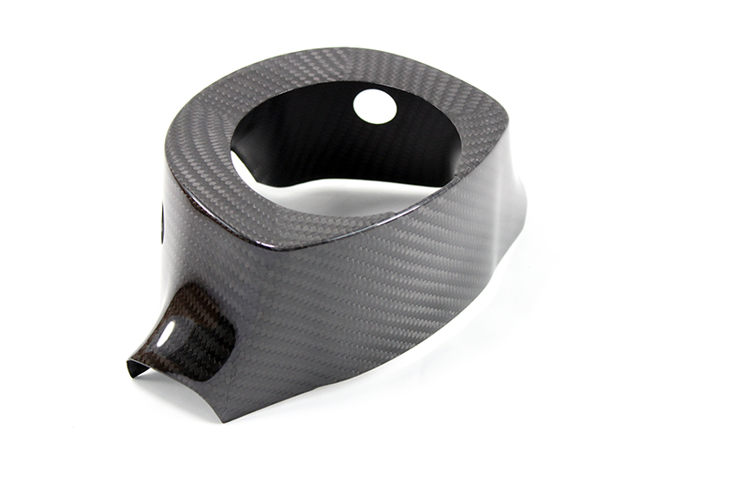 Carbon-fiber-Nissan-GT-R-steering-wheel-shroud_1